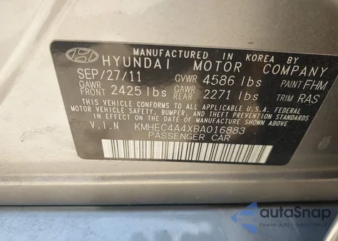 2011 Hyundai Sonata Hybrid from USA, damaged, VIN KMHEC4A4XBA016883